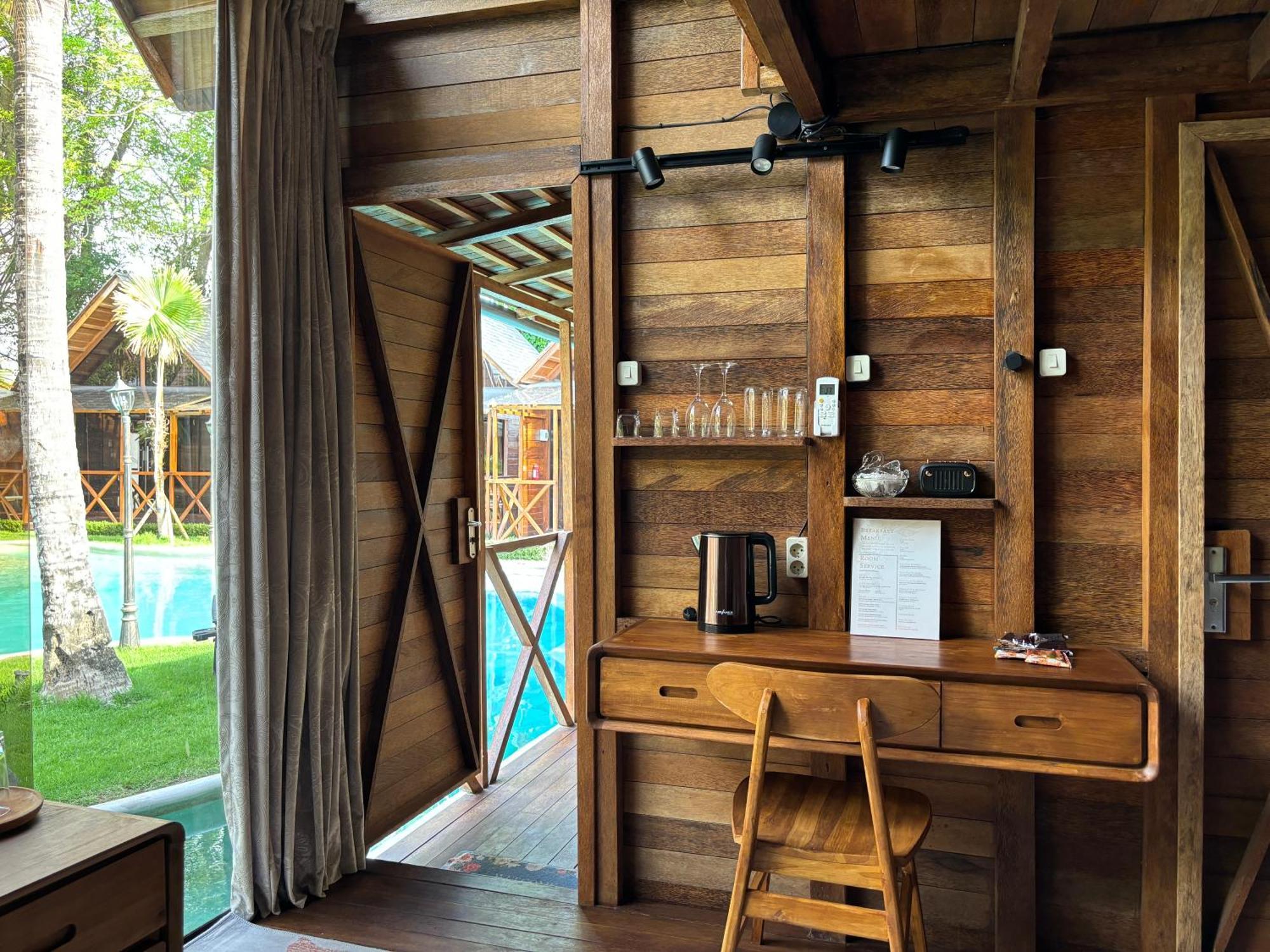 Bali Lagoon Bungalows, Nusa Dua Benoa Экстерьер фото
